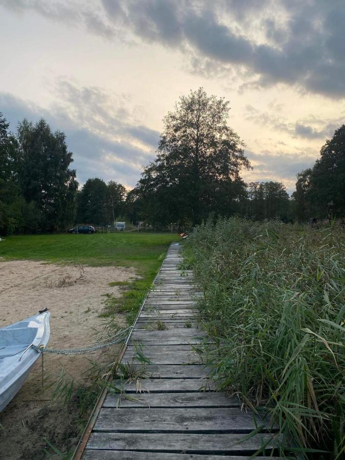 Mazurska Stodola Na Polwyspie Pilchowskim Pilchy Esterno foto